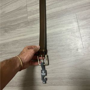 Allen Edmonds wide street belt. Size 44.